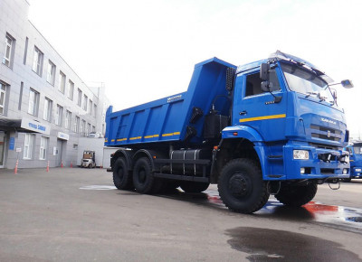 Самосвал КамАЗ-6522-26011-53