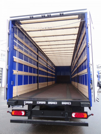 Полуприцеп НЕФАЗ 93341-0300200-08 магистральный