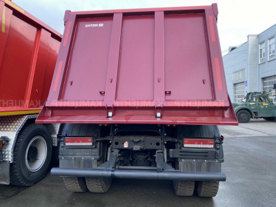 Самосвал КамАЗ-65801-001-68