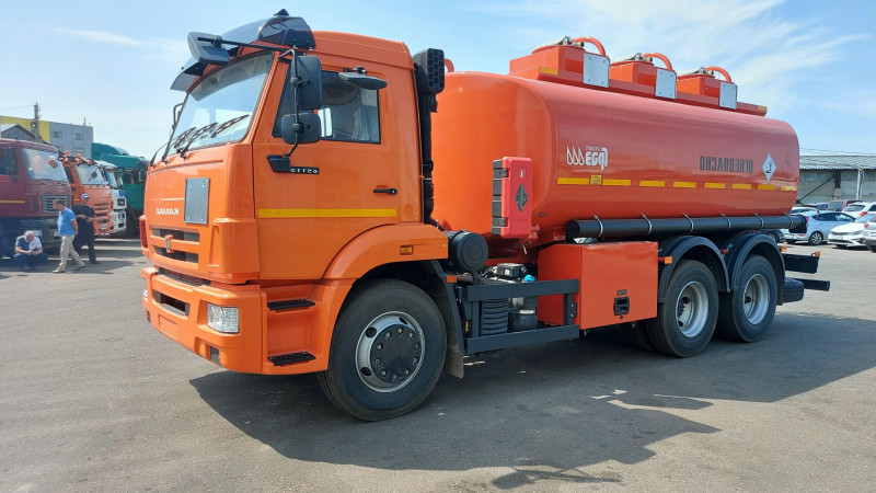 Автотопливозаправщик АТЗ 56164-182352-48 на шасси КАМАЗ-65115-3082-48 — 1