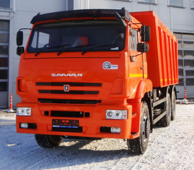 Самосвал КамАЗ-6522-26011-53