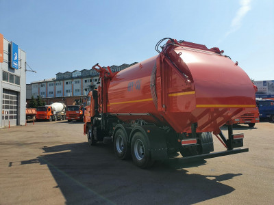 Мусоровоз КО-449-02