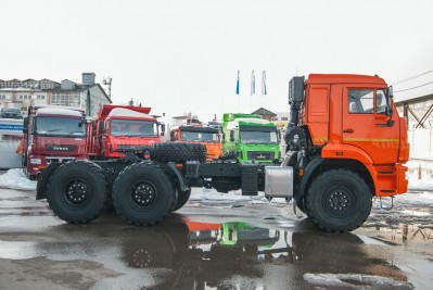 Седельный тягач КамАЗ-53504-76020-50