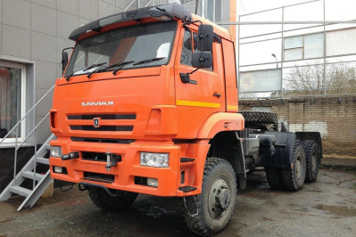 Седельный тягач КамАЗ-65225-6015-53