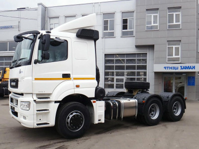 Седельный тягач КАМАЗ-65806-002-68