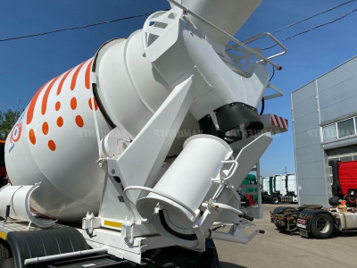 Автобетоносмеситель 7 м3 (58147-032-48)