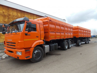 Автопоезд зерновоз КамАЗ, 55м&sup3; облегченный